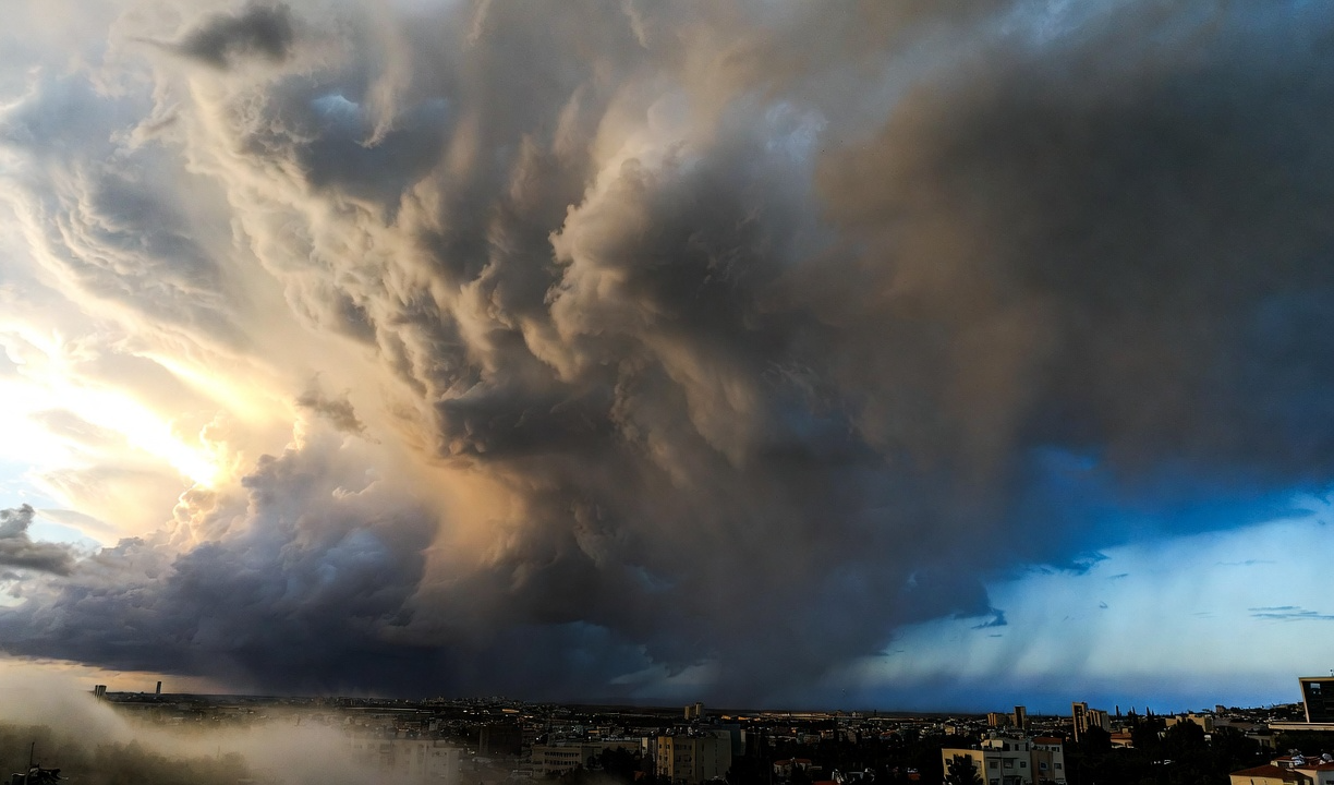 מזג האוויר משתנה: כך הופכים אירועי האקלים לחלק מהשגרה בישראל